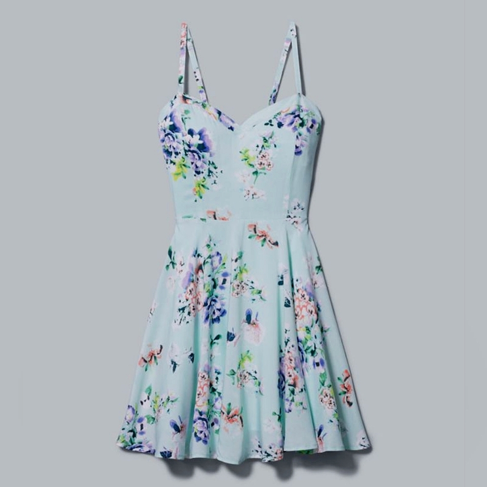 Aritzia Talula Floral Lipinski Spaghetti Strap Dress In Size Xs
